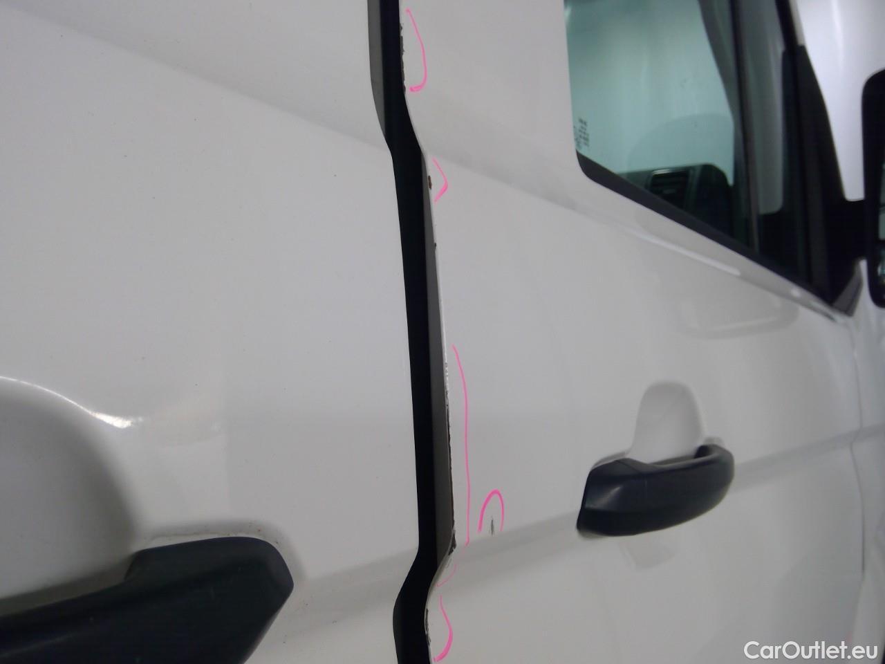  Volkswagen  Crafter  TDI 140 35 L2H1 M CV #15