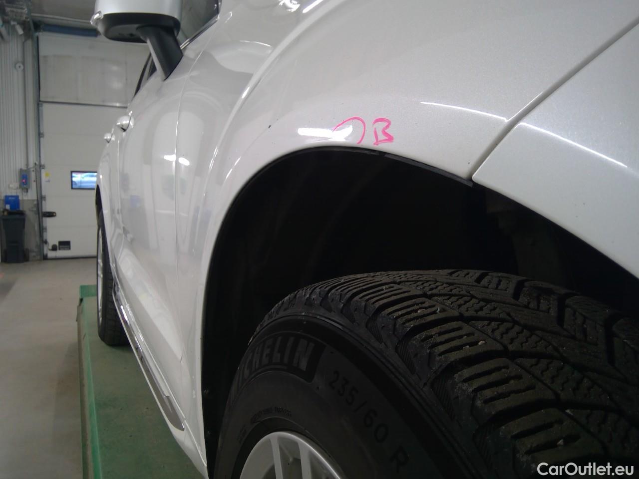  Volvo  XC60  T6 350 Co.Ed.Rec. AWD Aut #19