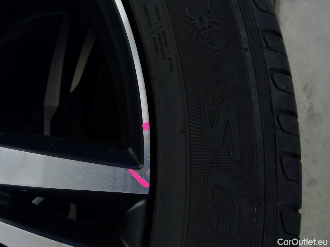  Volvo  XC60  T6 340 R-D. Rech. 4WD Aut #5