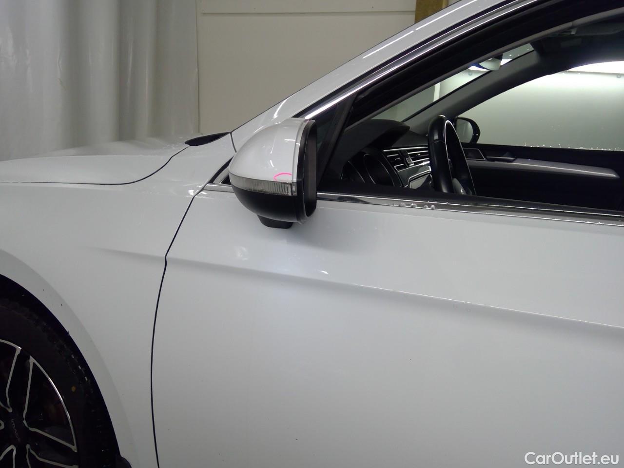  Volkswagen  Passat  SC TDI 150 Aut. #2