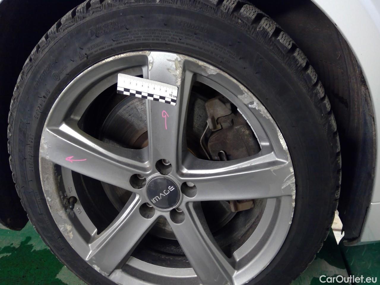  Volvo  V60  T6 AWD Inscript.Exp.Aut #51