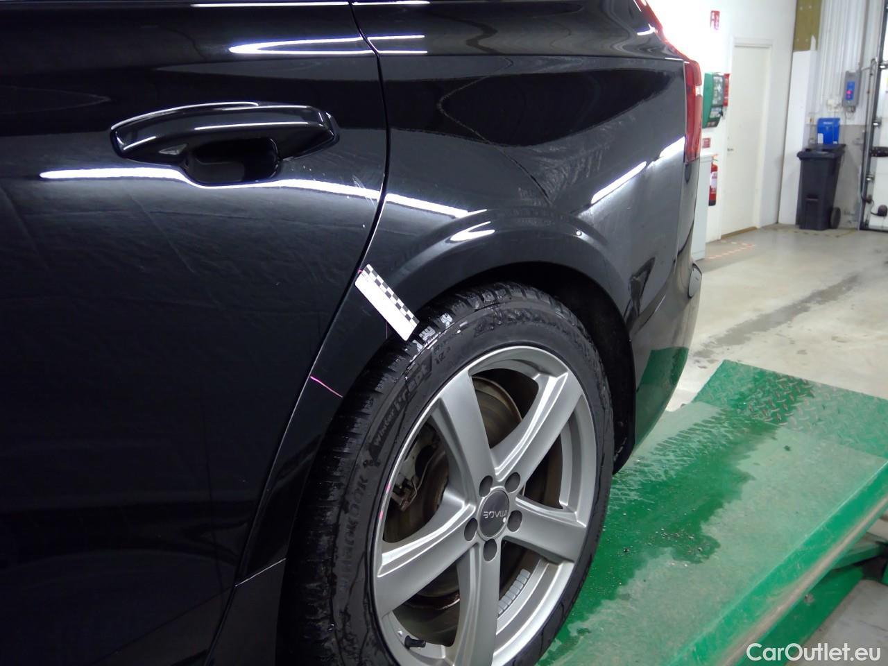  Volvo  V60  T6 AWD R-Design Rechar.Aut #10