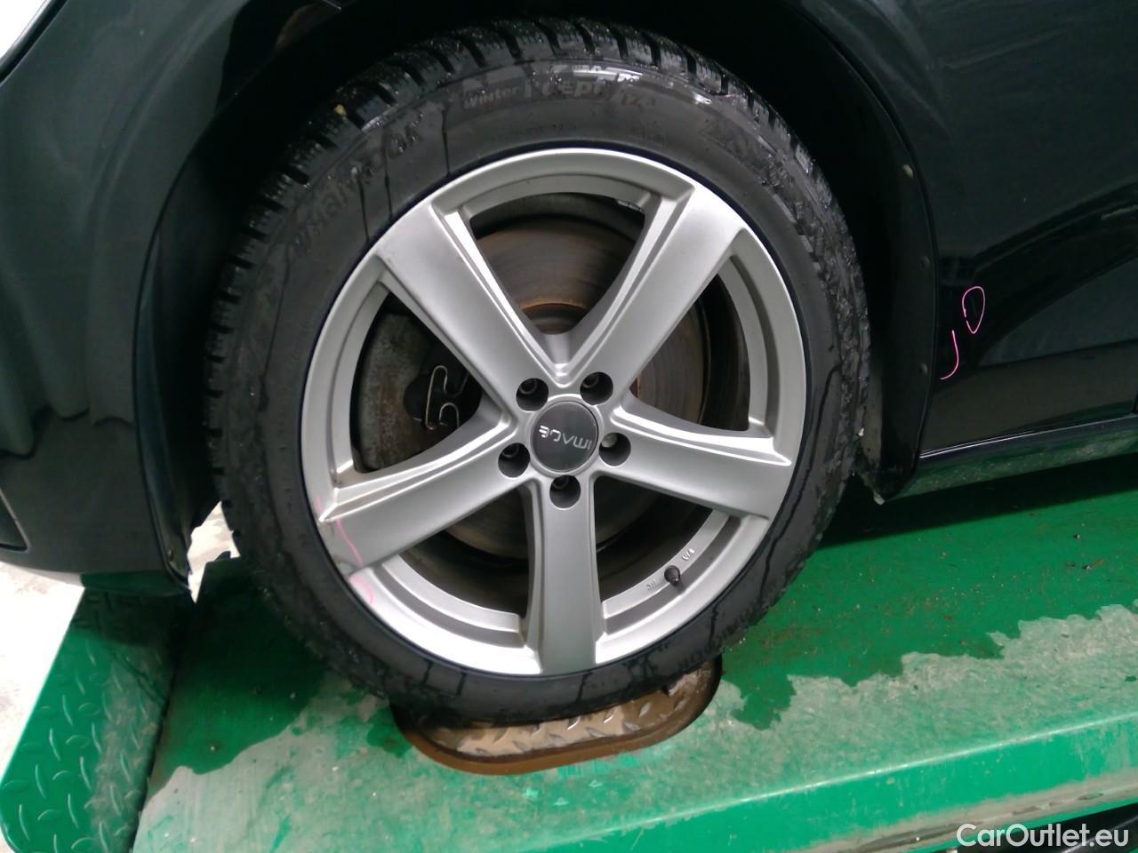  Volvo  V60  T6 AWD R-Design Rechar.Aut #6