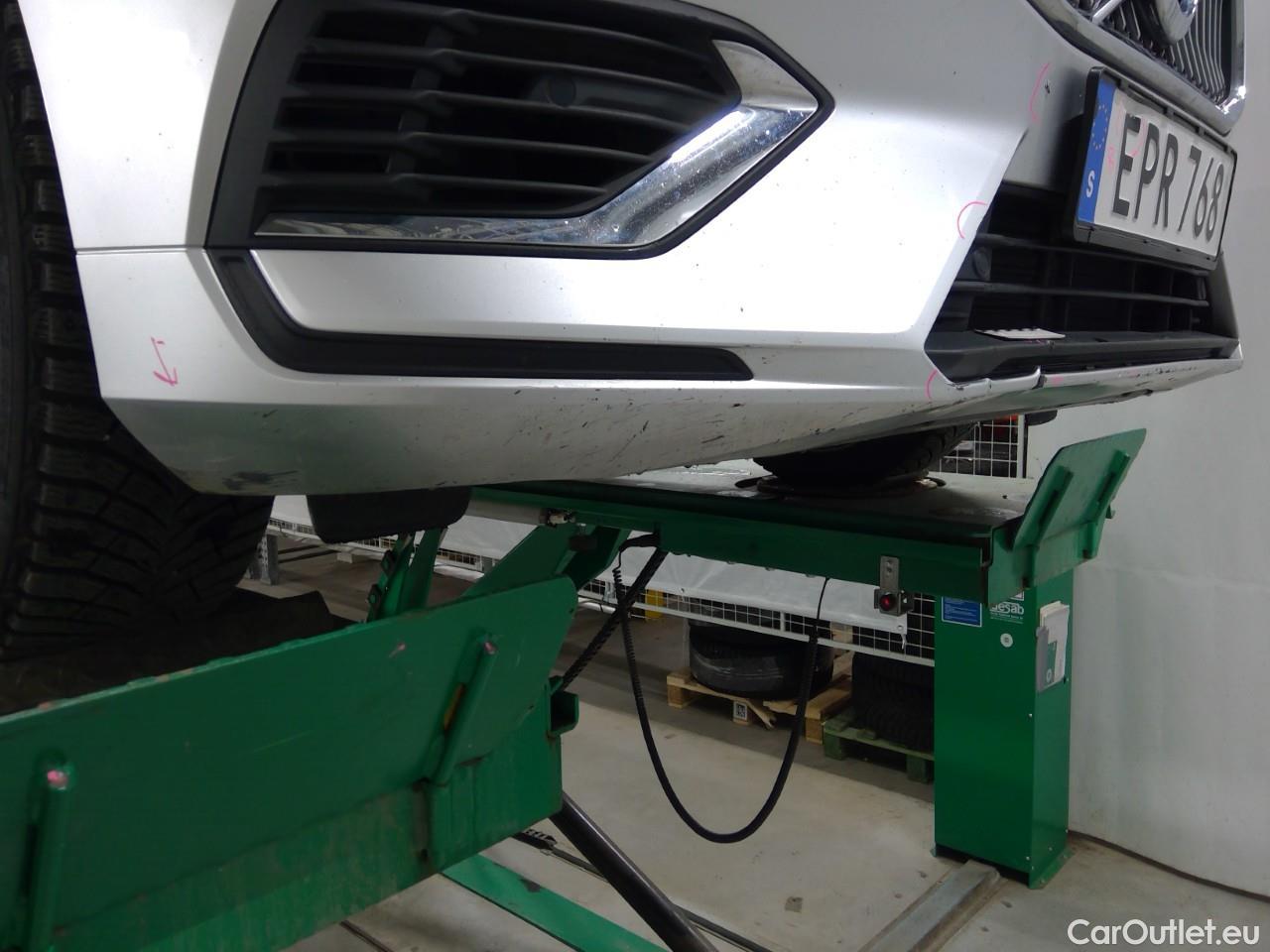  Volvo  V60  T6 AWD Inscript.Exp.Aut #9