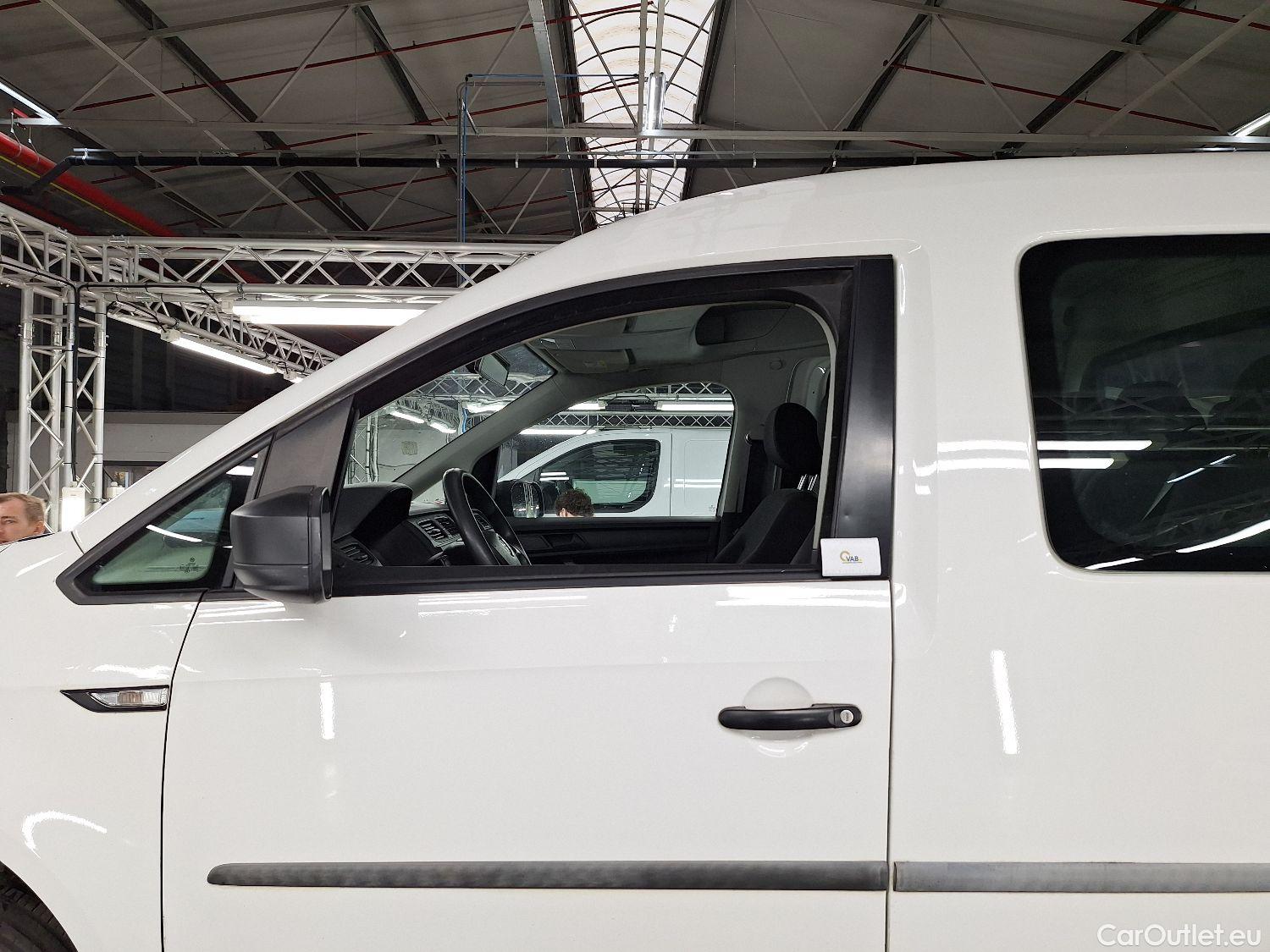  Volkswagen  Caddy VW, _ '15, Volkswagen  Maxi 2.0 CRTDi 75kW SCR BMT Maxi #42