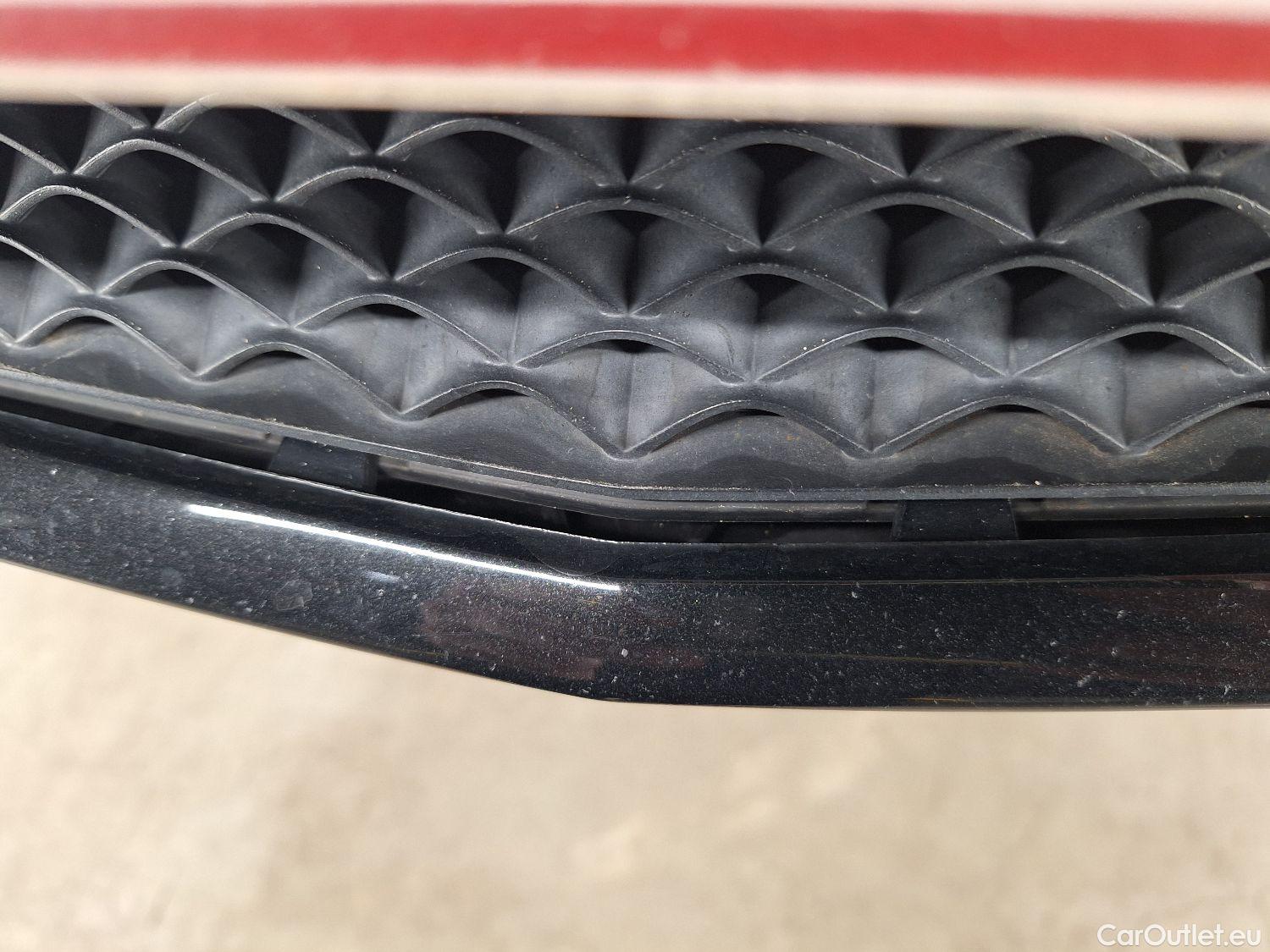  Mercedes  A-Klasse Mercedes, A-Class Berline '18, Mercedes-Benz  Limousine A 180 Business So #29