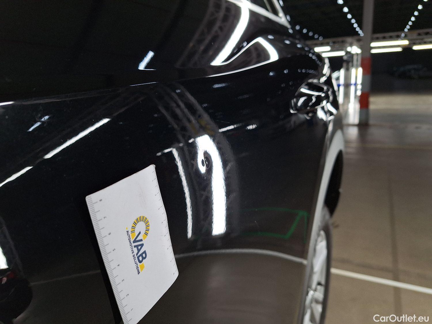  Audi  Q3 Audi,  '18, Audi  35 TDI S Tronic Business Edition 5d #23