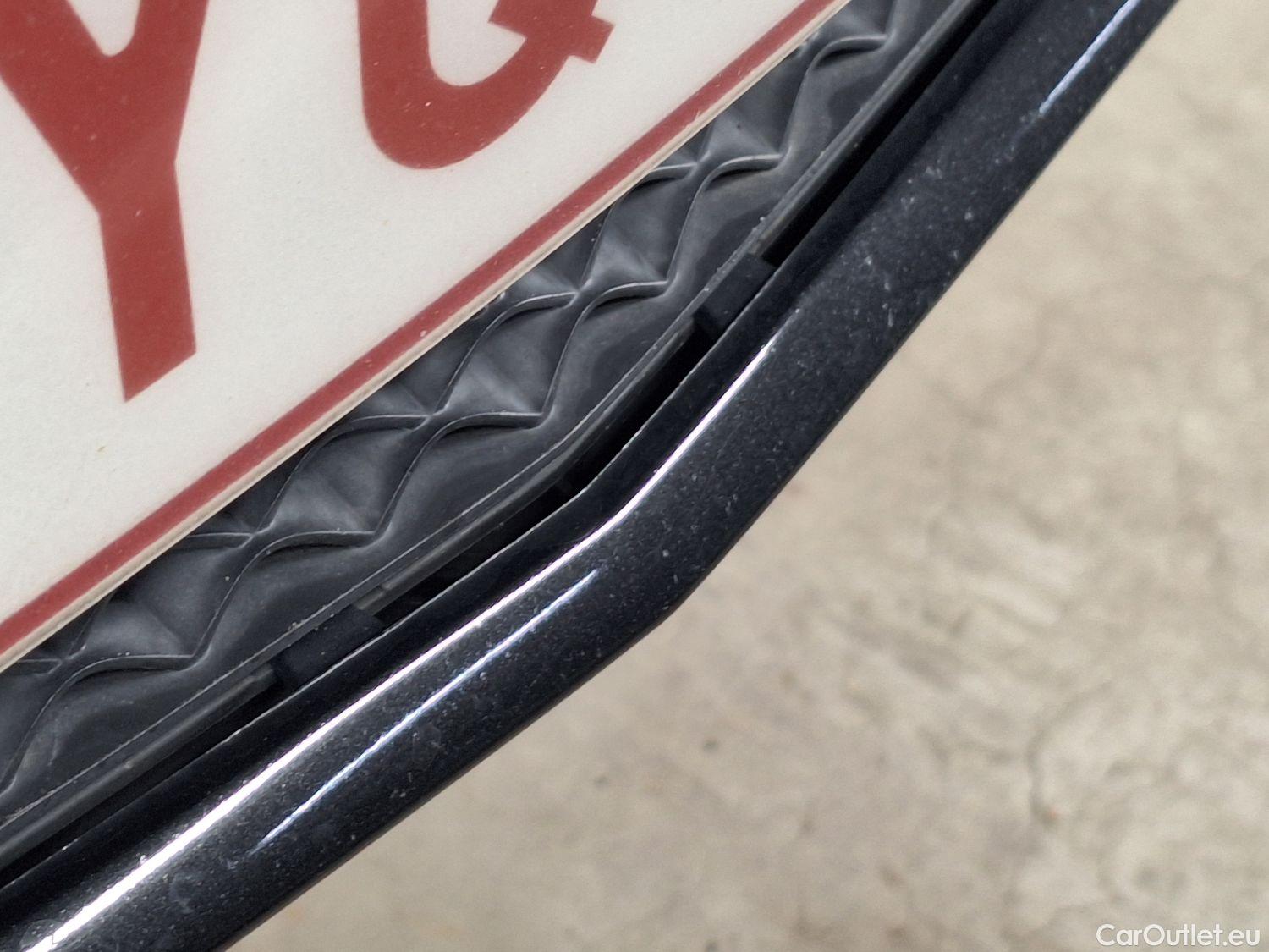  Mercedes  A-Klasse Mercedes, A-Class Berline '18, Mercedes-Benz  Limousine A 180 Business So #30