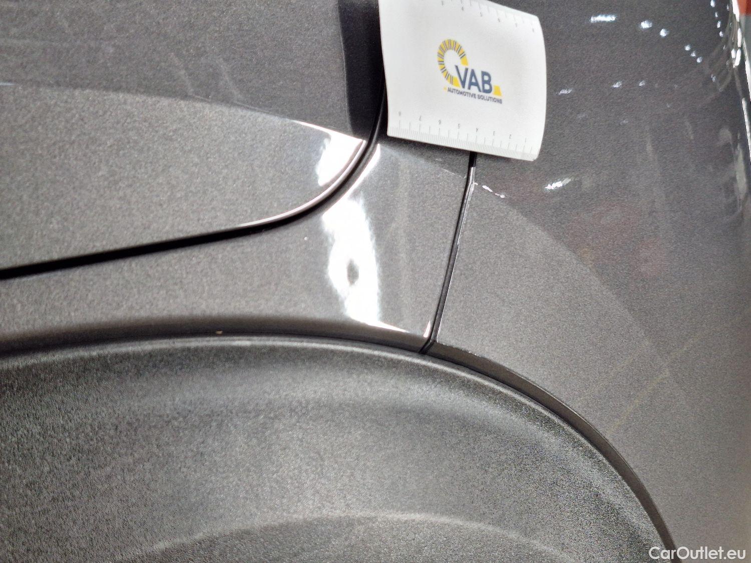  Peugeot  2008 Peugeot,  '19, Peugeot  1.5 BlueHDi 81kW S&S Active Pack 5d #25