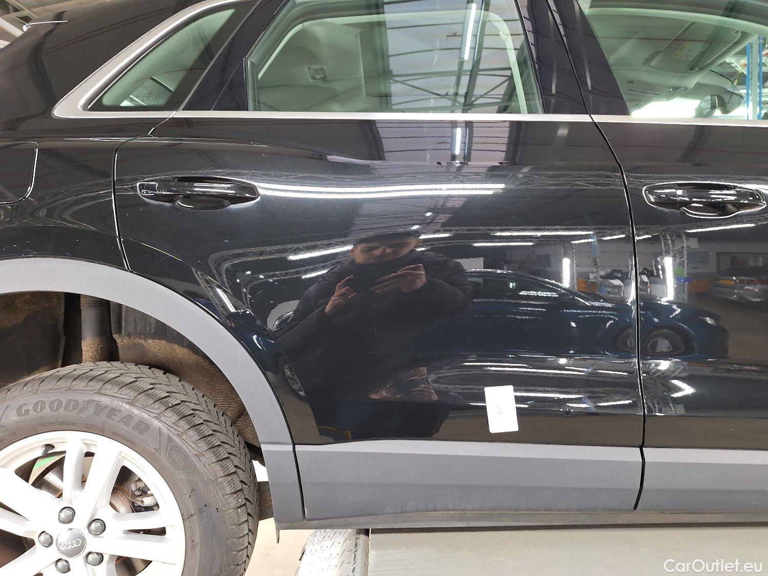  Audi  Q3 Audi,  '18, Audi  35 TDI S Tronic Business Edition 5d #12