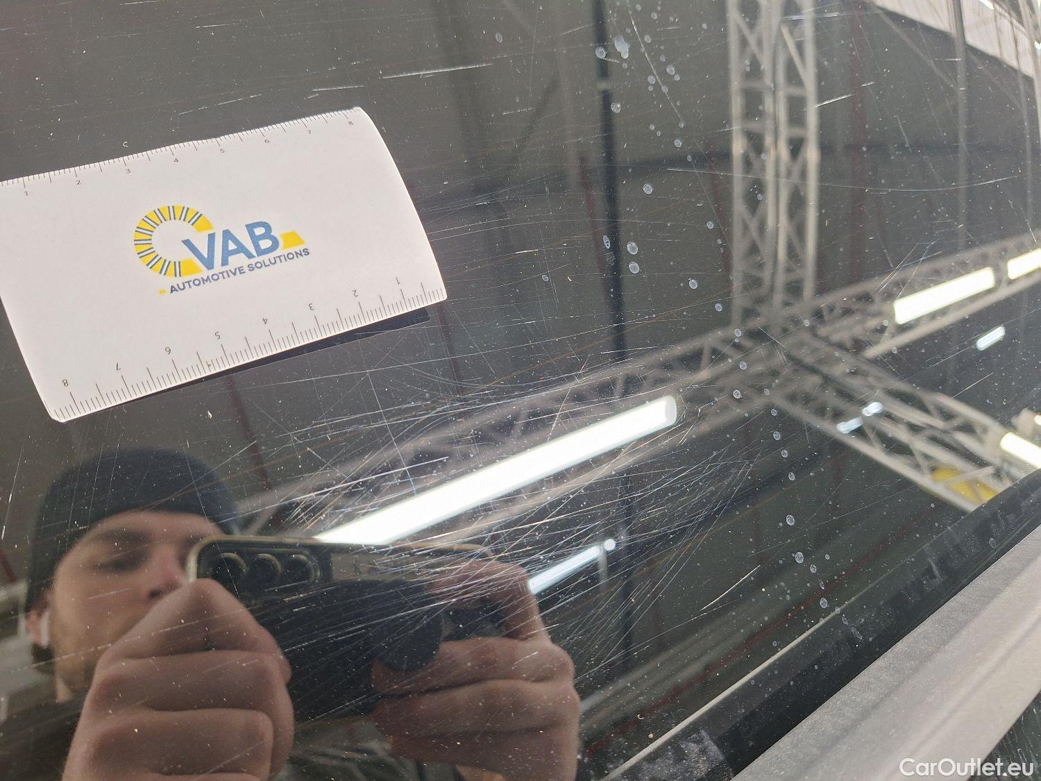  Mercedes  A-Klasse Mercedes, A-Class '18, Mercedes-Benz  A 180 Aut. 5d #35