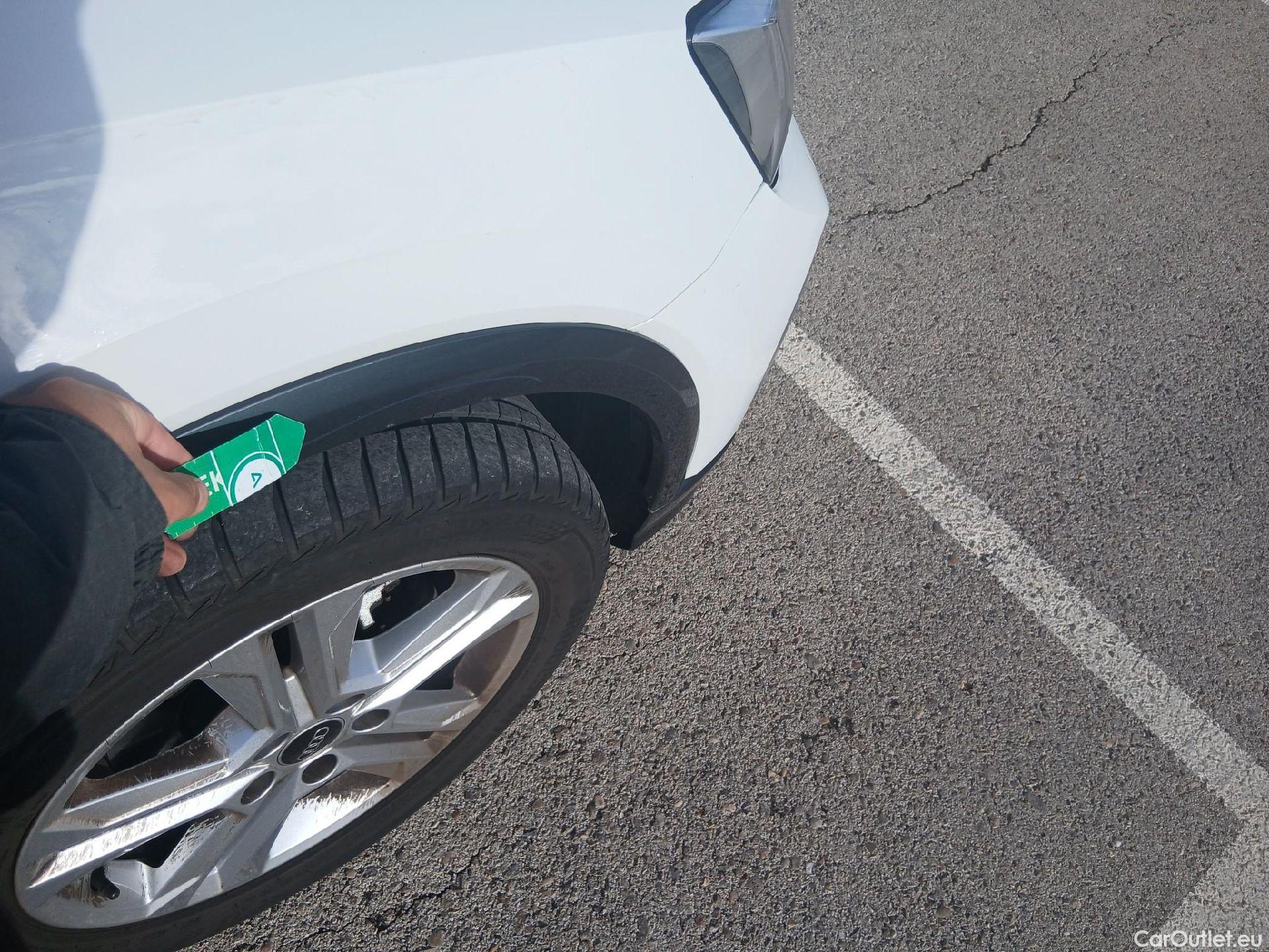  Audi  Q2 AUDI  / 2020 / 5P / todoterreno Advanced 30 TDI 85kW (116CV) #37