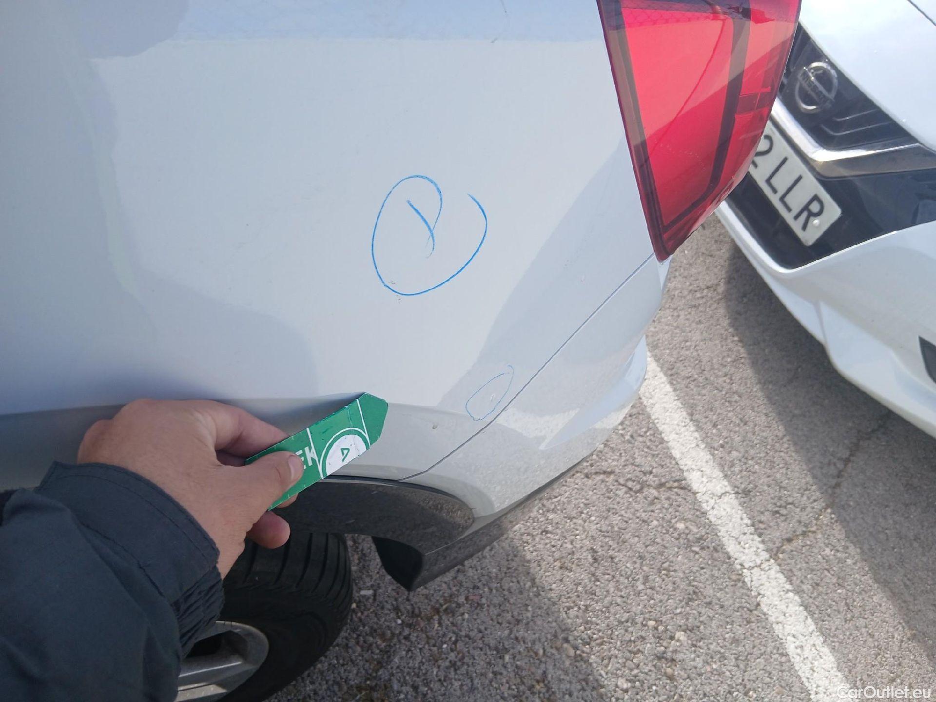  Audi  Q2 AUDI  / 2020 / 5P / todoterreno Advanced 30 TDI 85kW (116CV) #16