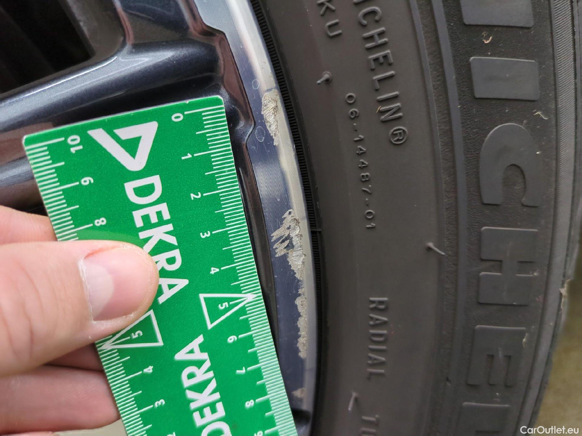  Bmw  X1 BMW  / 2022 / 5P / SUV xDrive23i M Sport DKG7 #9