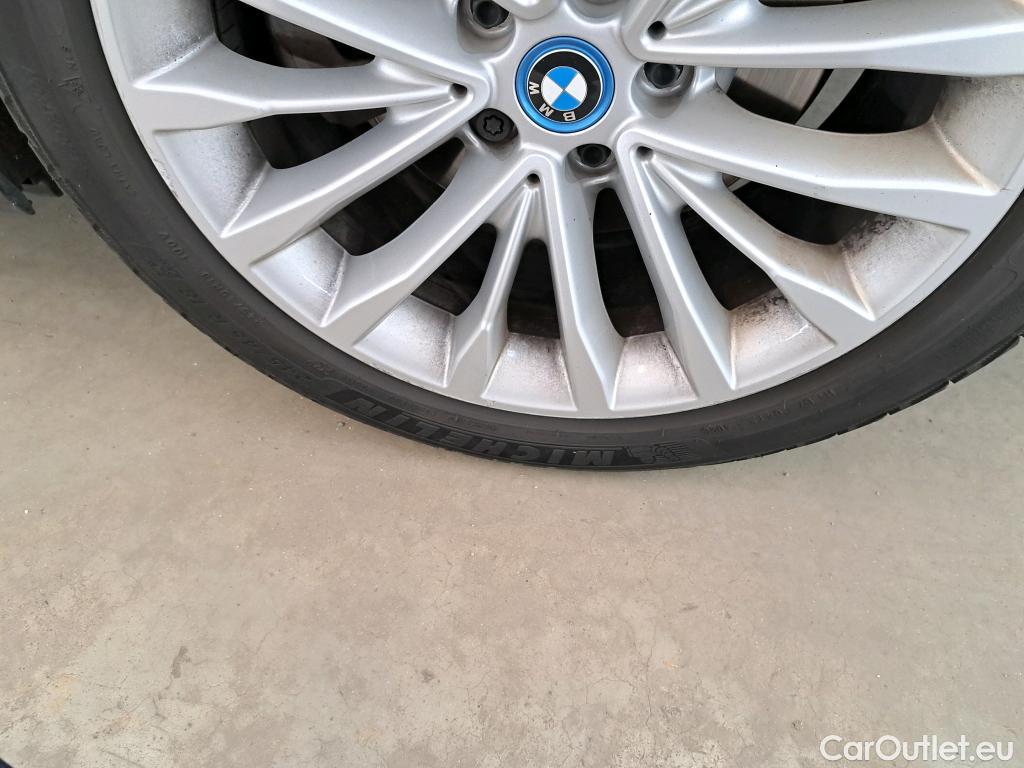  Bmw  Serie 5 BMW Série 5 Touring / 2020 / 5P / Break 530e 292ch Luxury BVA8 #39