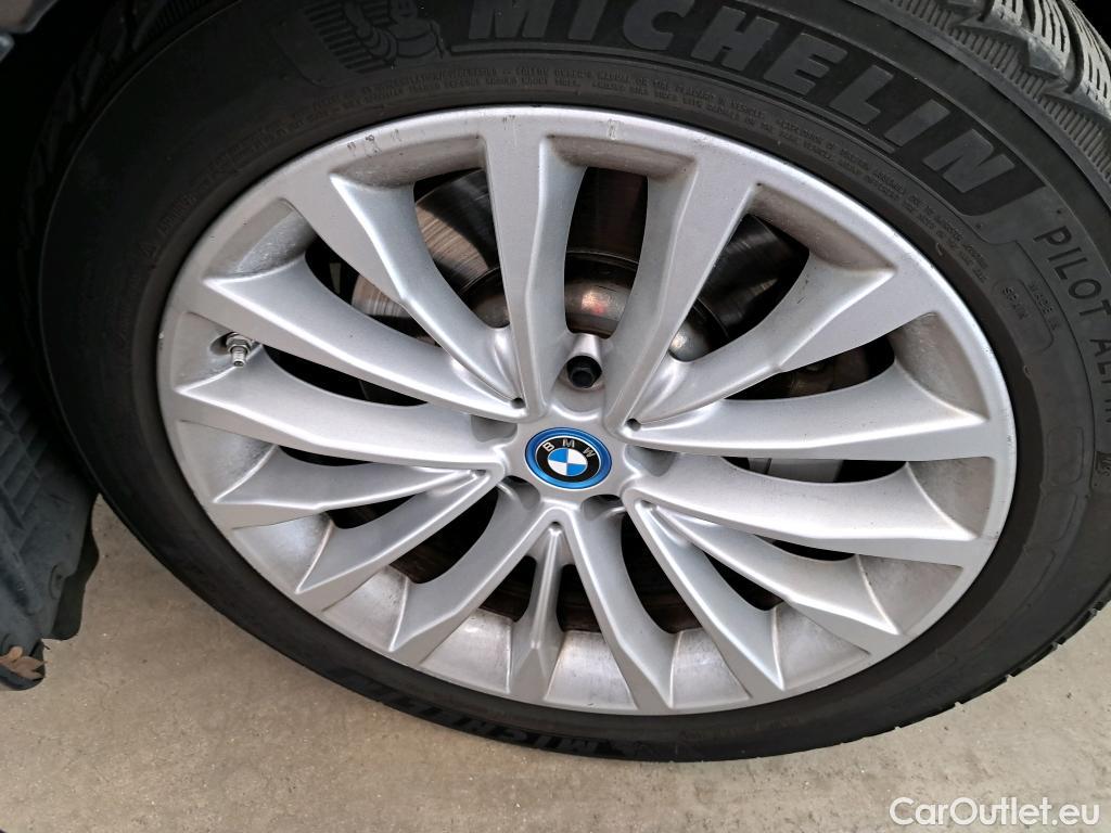  Bmw  Serie 5 BMW Série 5 Touring / 2020 / 5P / Break 530e 292ch Luxury BVA8 #35