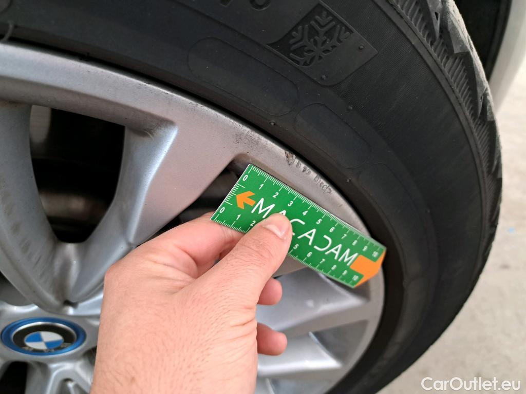  Bmw  Serie 5 BMW Série 5 Touring / 2020 / 5P / Break 530e 292ch Luxury BVA8 #20