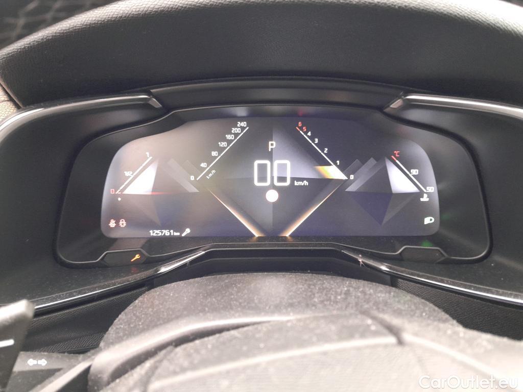  DS  DS7 DS DS 7 Crossback / 2017 / 5P / todoterreno BlueHDi DE 96kW (130CV) Auto.BE CHIC #17