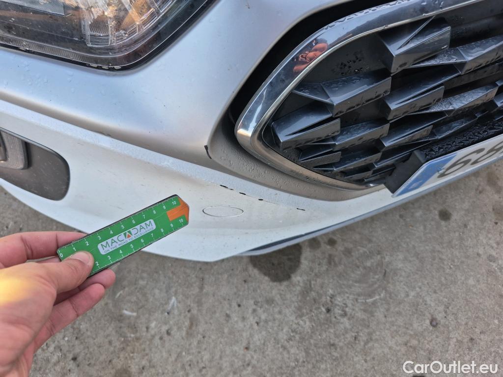  Hyundai   Ioniq HYUNDAI / 2019 / 5P / berlina con portón 1.6 GDI HEV Tecno DCT #9