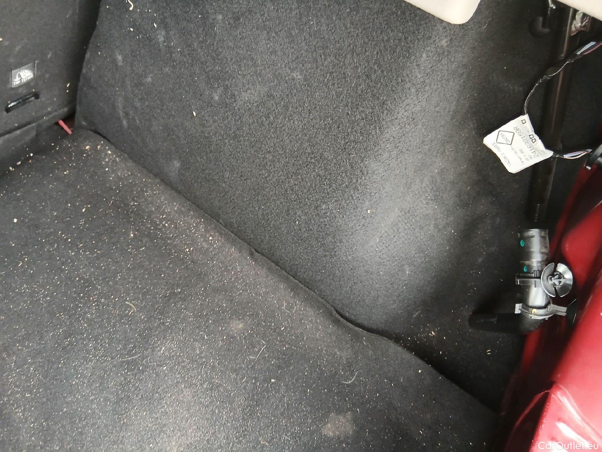  Dacia  Sandero DACIA  / 2016 / 5P / berlina con portón Serie Limitada Xplore TCE 66kW GLP - SS(SL) #2