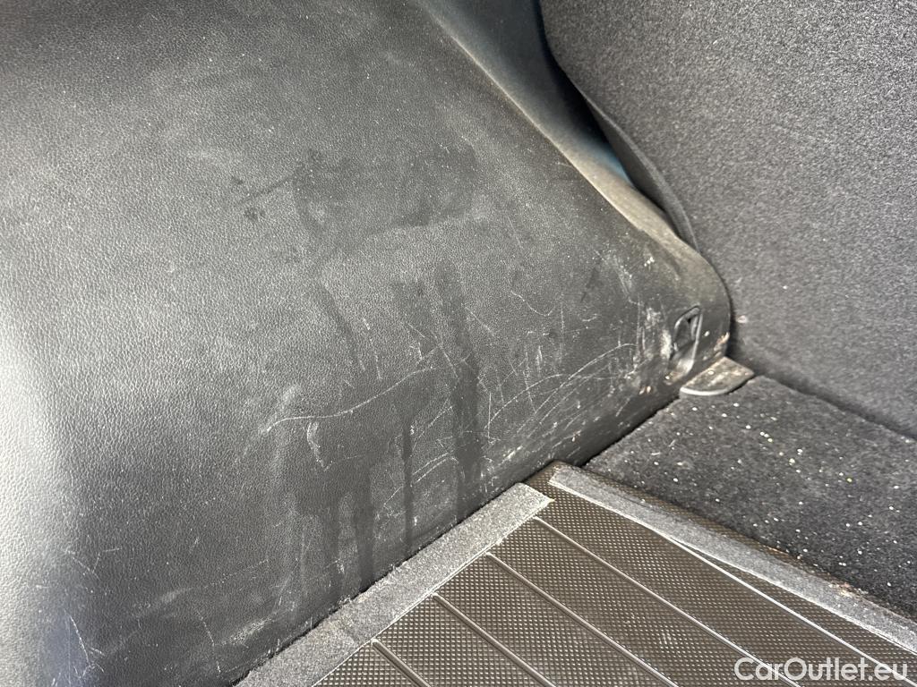  Hyundai  Tucson HYUNDAI  / 2020 / 5P / todoterreno 1.6 TGDI 169kW HEV Tecno Auto 2C #16