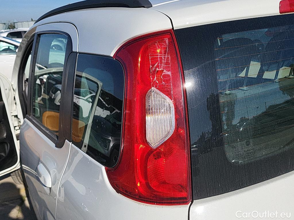  Fiat  Panda FIAT  5p 3G berlina con portón 1.3 75cv Diésel 4x4 #4