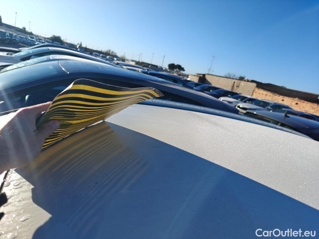  Mercedes  GLA MERCEDES-BENZ  / 2020 / 5P / todoterreno  200 D #21