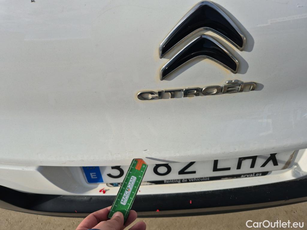  Citroen  C3 CITROEN  / 2016 / 5P / berlina con portón PureTech 60KW (83CV) FEEL #27