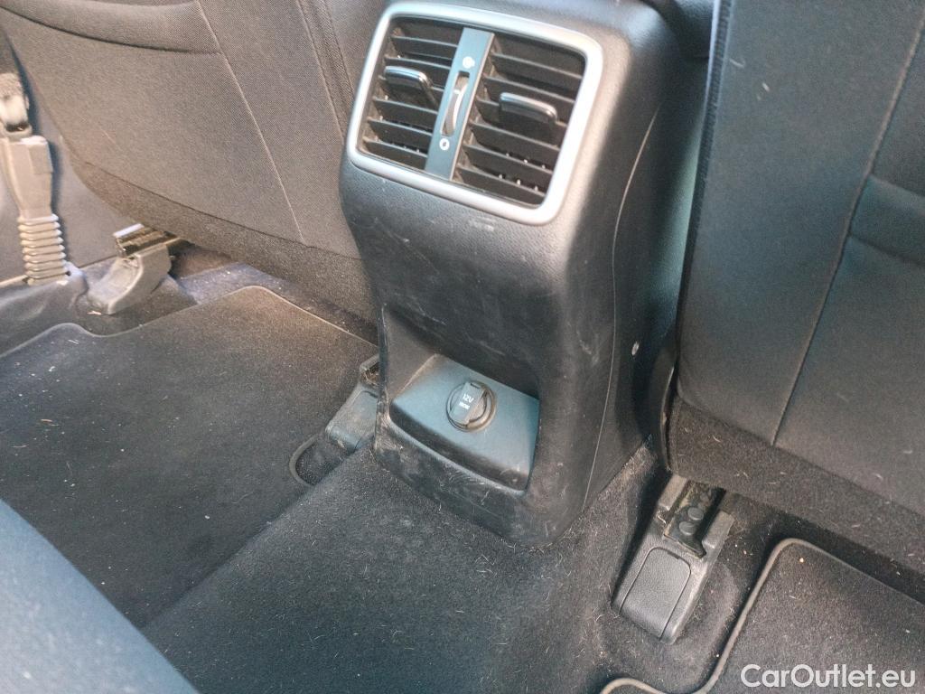  KIA  Sportage KIA  1.6MHEV Drive 100kW(136CV) 4x2(Crist Tintados) #5