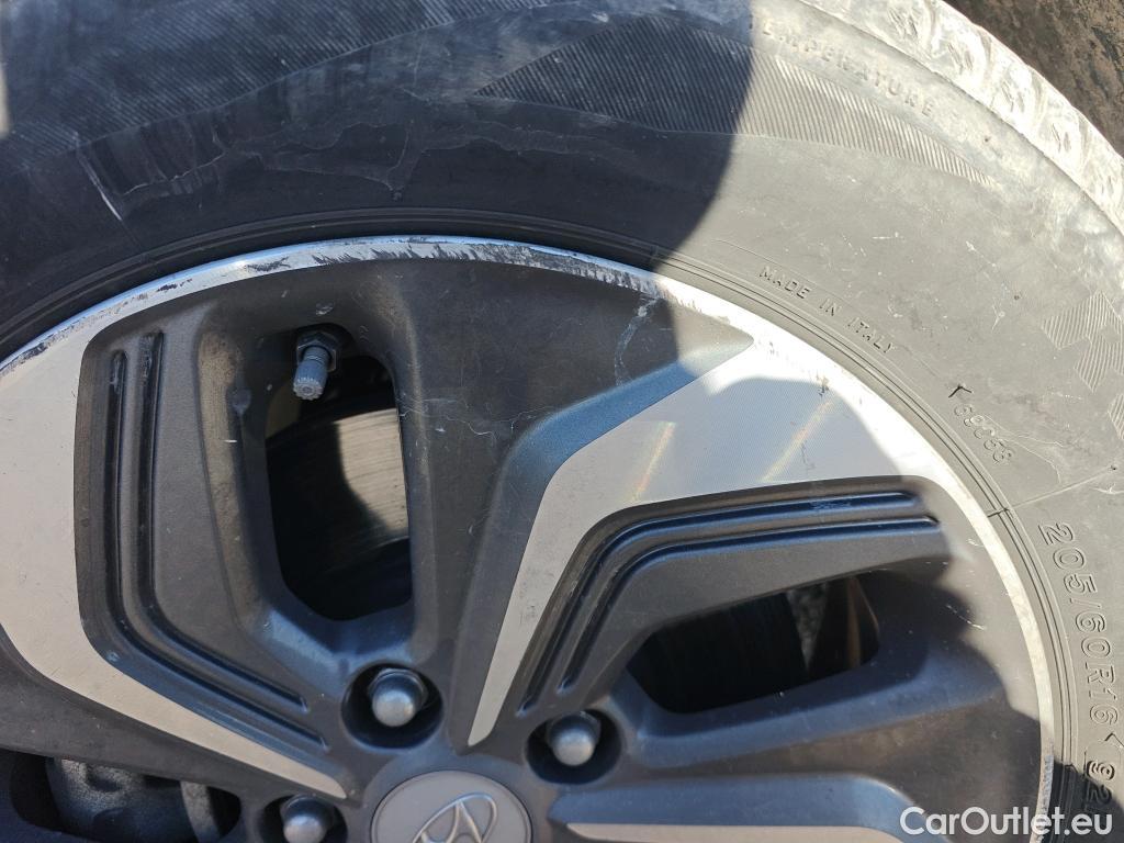  Hyundai  Konna HYUNDAI Kona / 2020 / 5P / todoterreno 1.6 GDI HEV Tecno 2C DCT #6