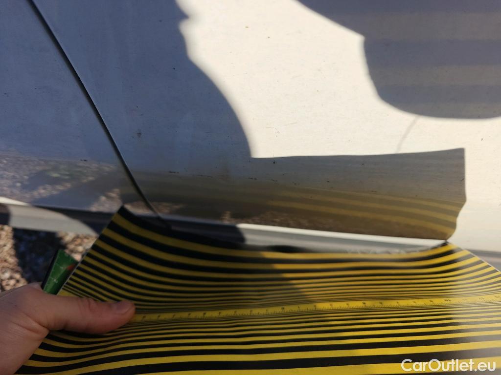  Mercedes  GLA MERCEDES-BENZ  / 2020 / 5P / todoterreno  200 D #9