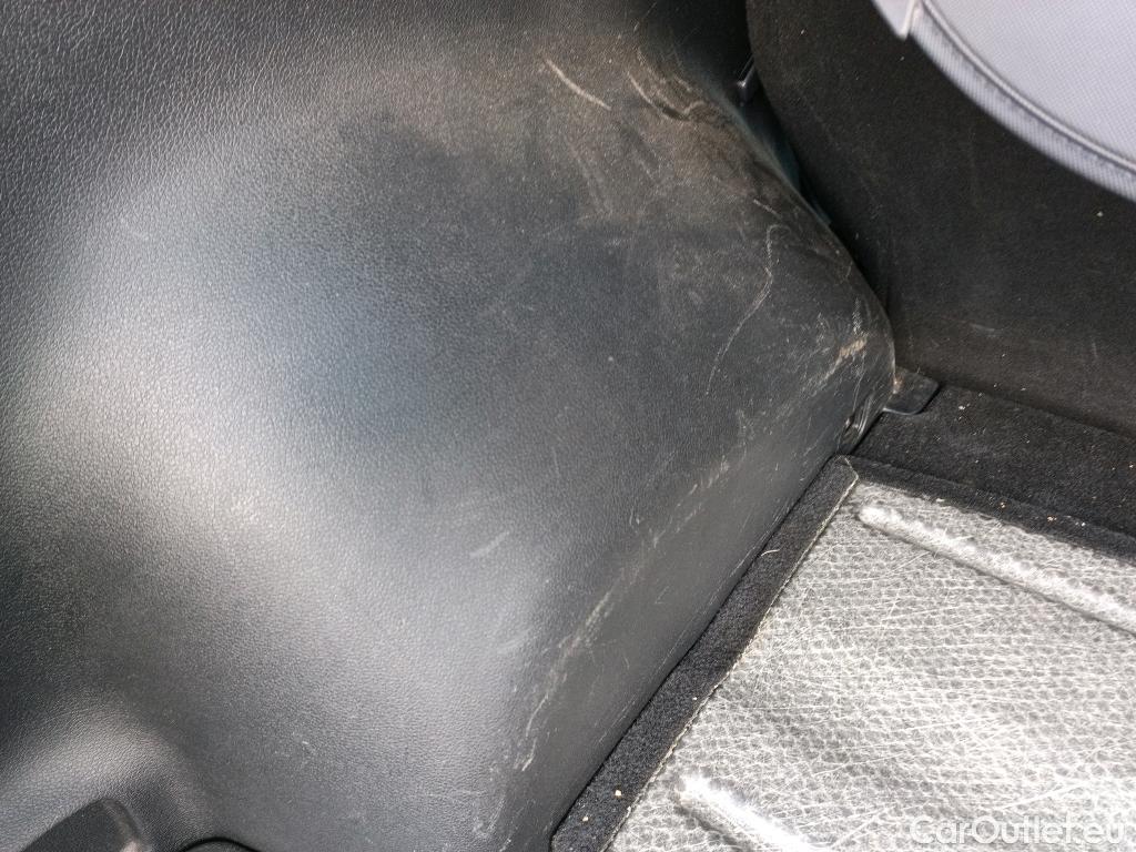  KIA  Sportage KIA  1.6MHEV Drive 100kW(136CV) 4x2(Crist Tintados) #18