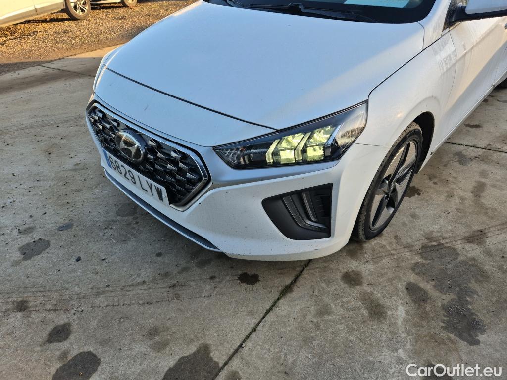  Hyundai   Ioniq HYUNDAI / 2019 / 5P / berlina con portón 1.6 GDI HEV Tecno DCT #7