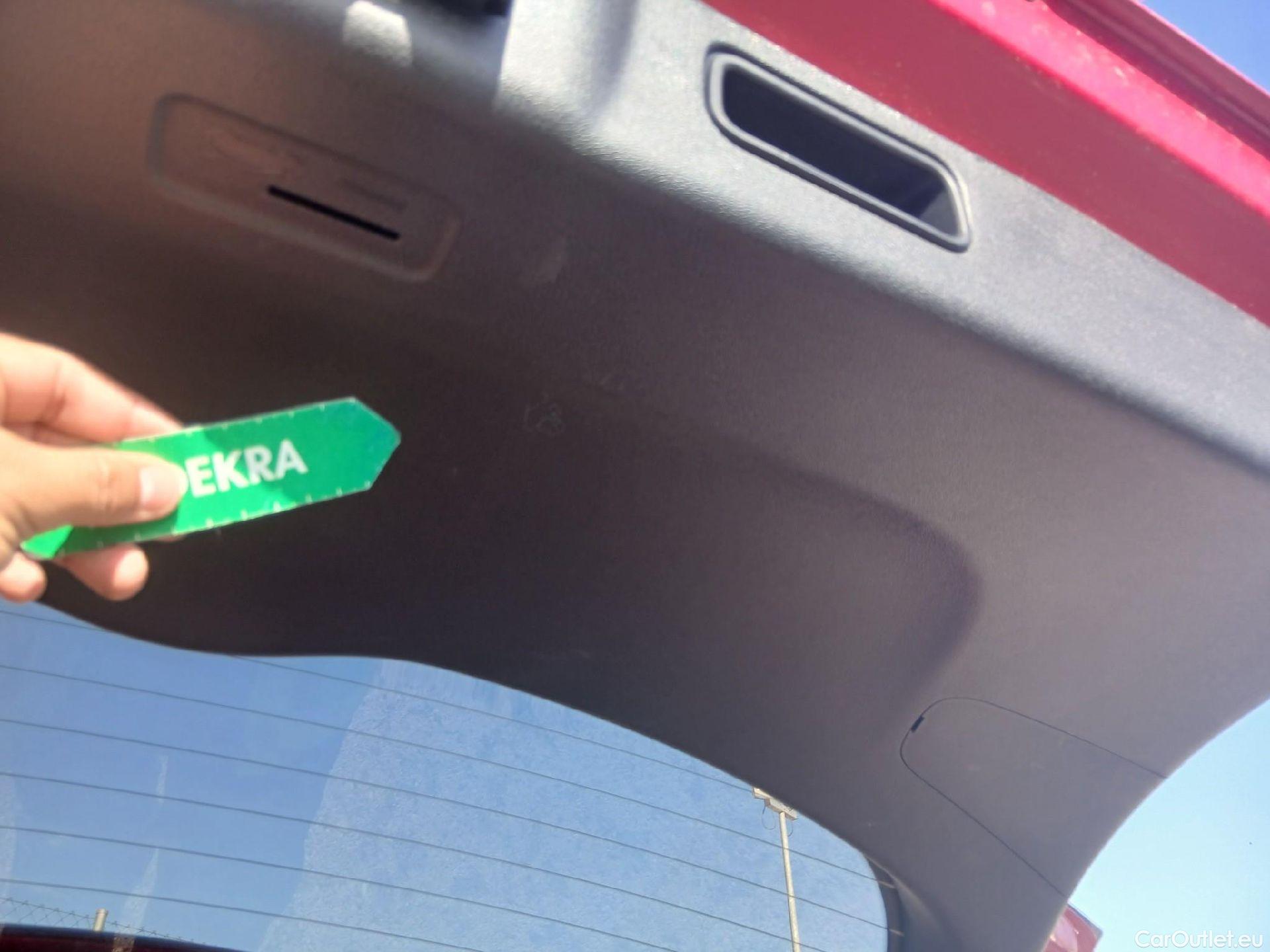  KIA  Niro KIA  / 2019 / 5P / crossover 1.6 GDi PHEV 104kW (141CV) Drive #6