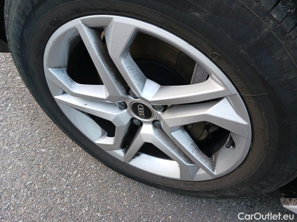  Land Rover  Discovery AUDI Q5 / 2020 / 5P / todoterreno Advanced 35 TDI 120kW S tronic (AC2) #3