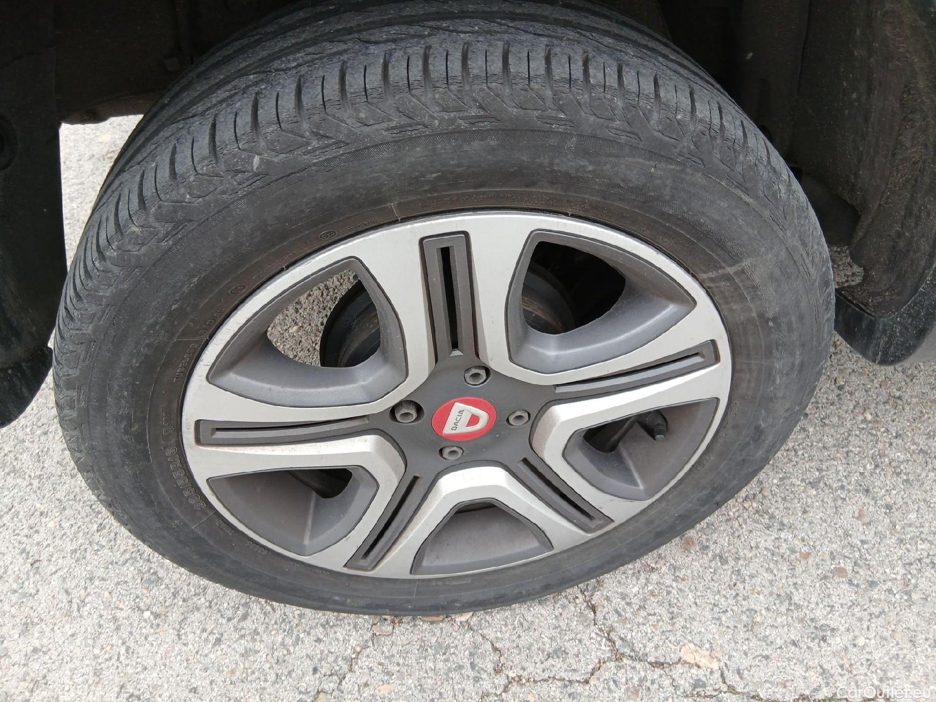  Dacia  Sandero DACIA  / 2016 / 5P / berlina con portón Serie Limitada Xplore TCE 66kW GLP - SS(SL) #3