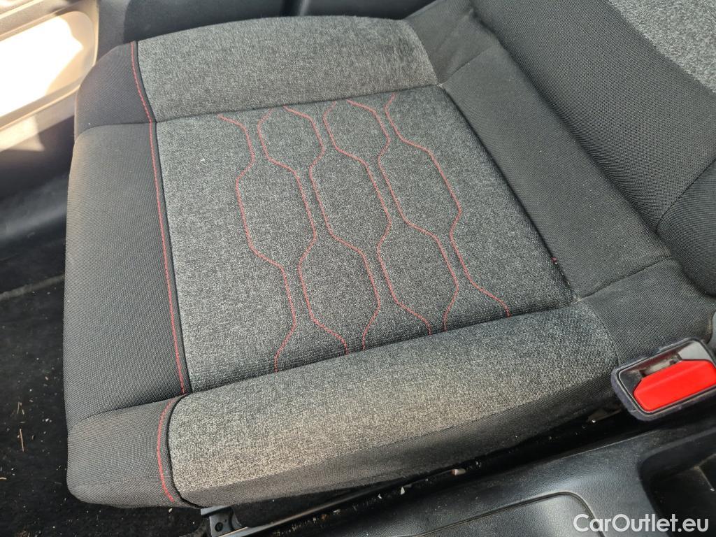  Citroen  C3 CITROEN  / 2016 / 5P / berlina con portón PureTech 60KW (83CV) FEEL #2