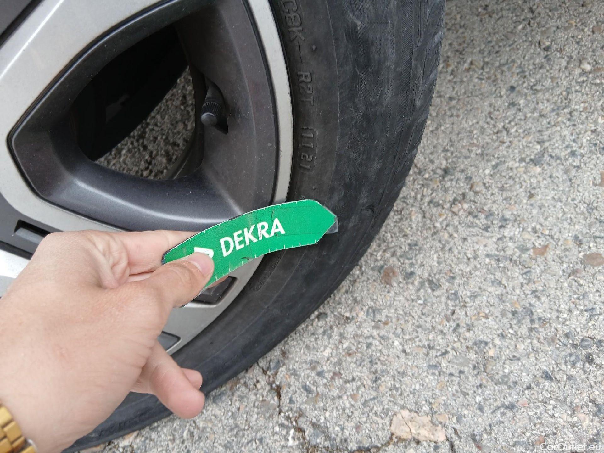  Dacia  Sandero DACIA  / 2016 / 5P / berlina con portón Serie Limitada Xplore TCE 66kW GLP - SS(SL) #4