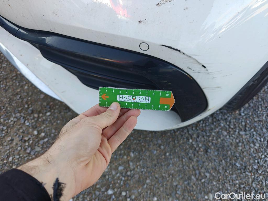  Mercedes  GLA MERCEDES-BENZ  / 2020 / 5P / todoterreno  200 D #46