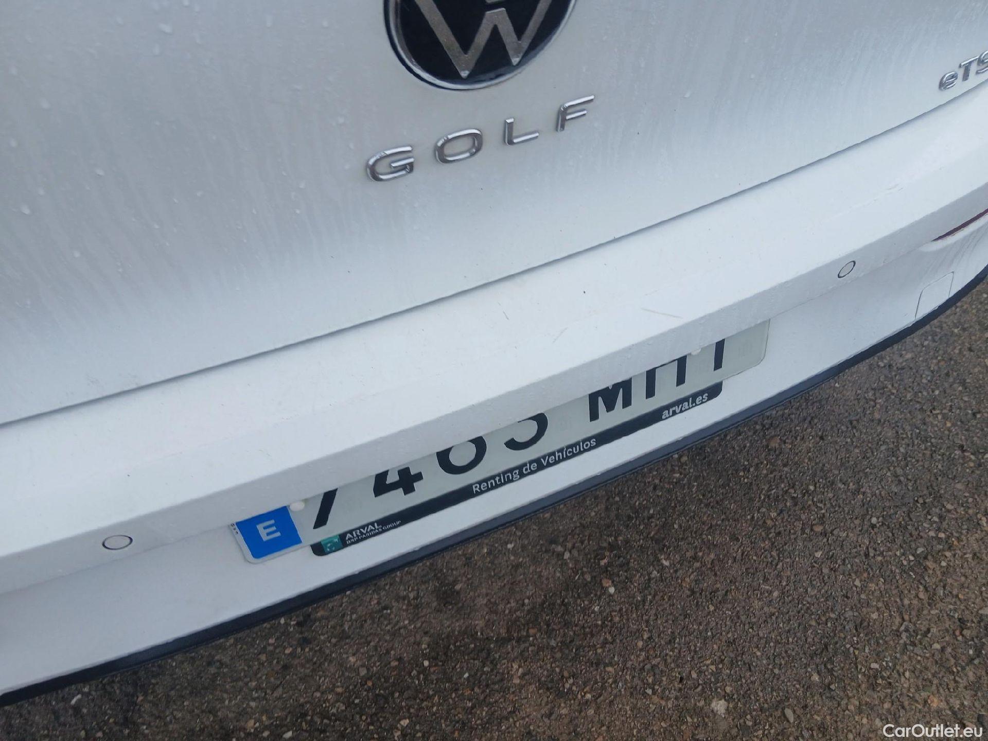  Volkswagen  Golf  VOLKSWAGEN / 2020 / 5P / berlina con portón Life 1.0 eTSI 81kW (110CV) DSG #16