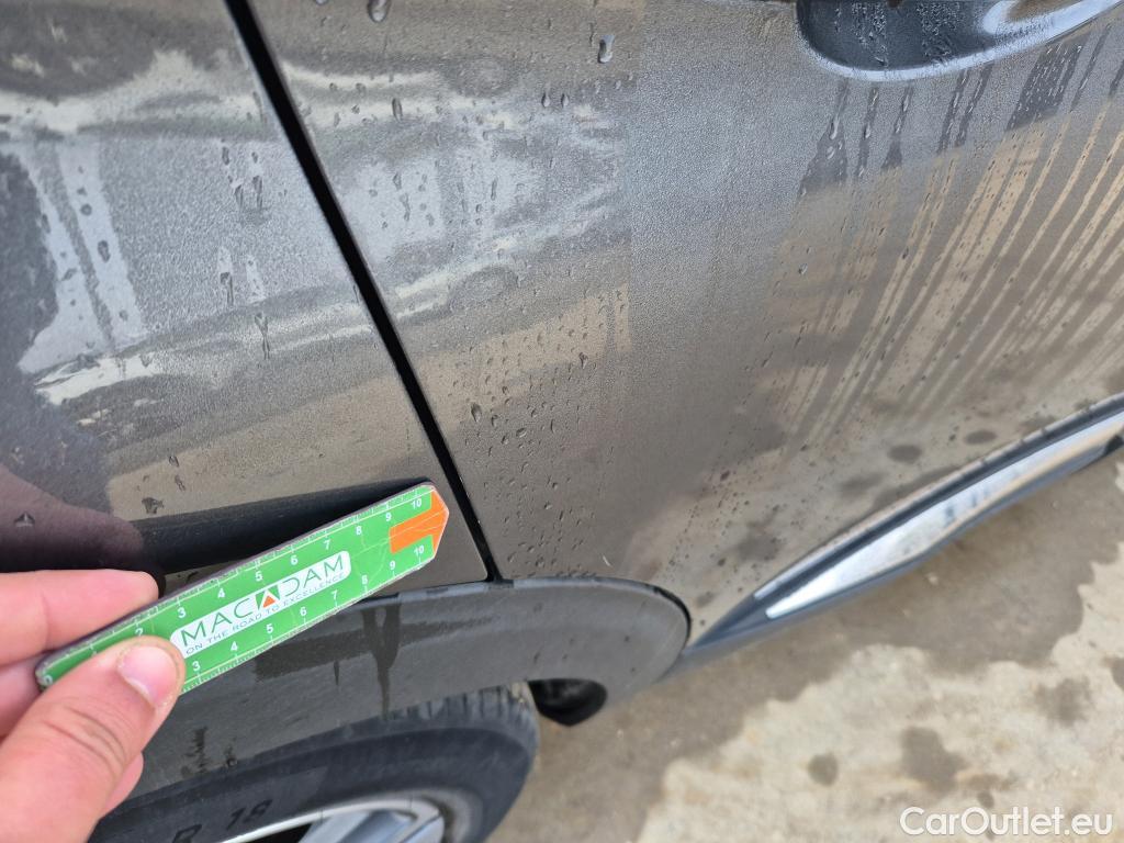  Peugeot  3008 PEUGEOT  Hybrid / 2020 / 5P / todoterreno 225 e-EAT8 Allure #13