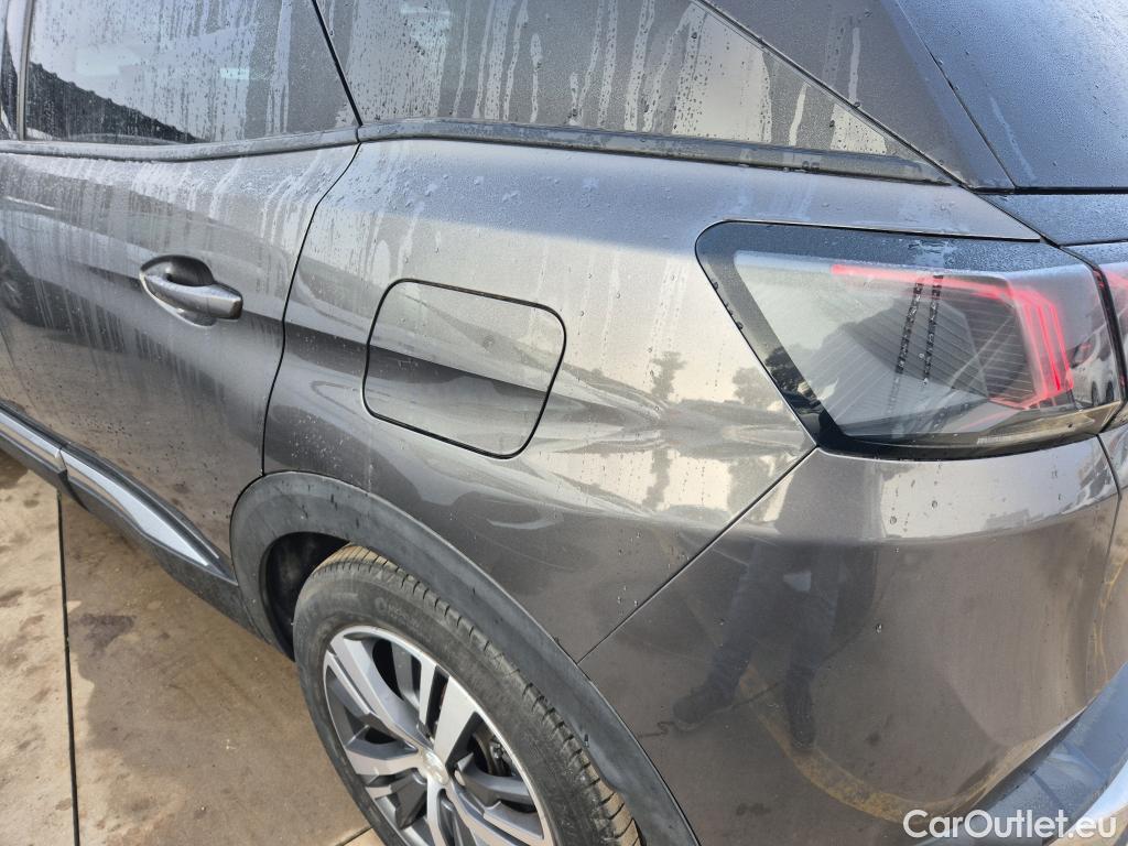  Peugeot  3008 PEUGEOT  Hybrid / 2020 / 5P / todoterreno 225 e-EAT8 Allure #6