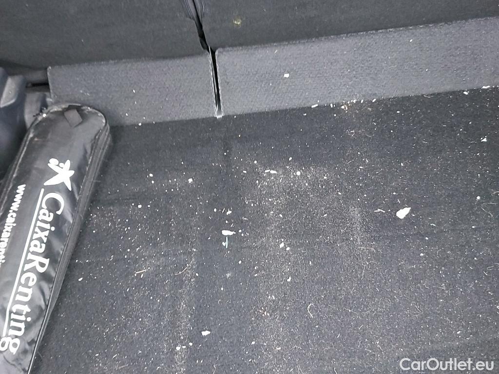  Toyota  Yaris TOYOTA  / 2020 / 5P / berlina con portón 1.5 125 S-Edition #15