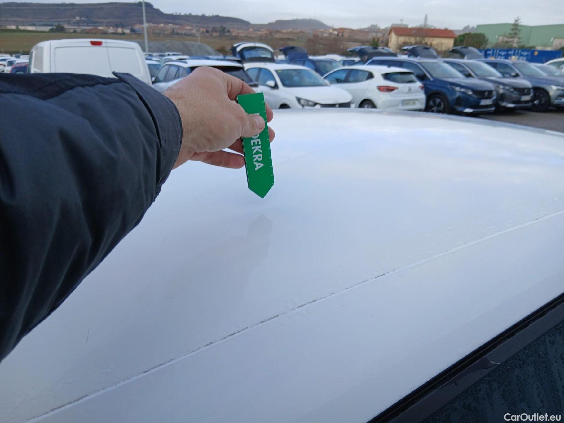  Land Rover  Discovery SEAT Nuevo León / 2020 / 5P / berlina con portón 2.0 TDI 85kW (115CV) STYLE GONavi (AC) #29