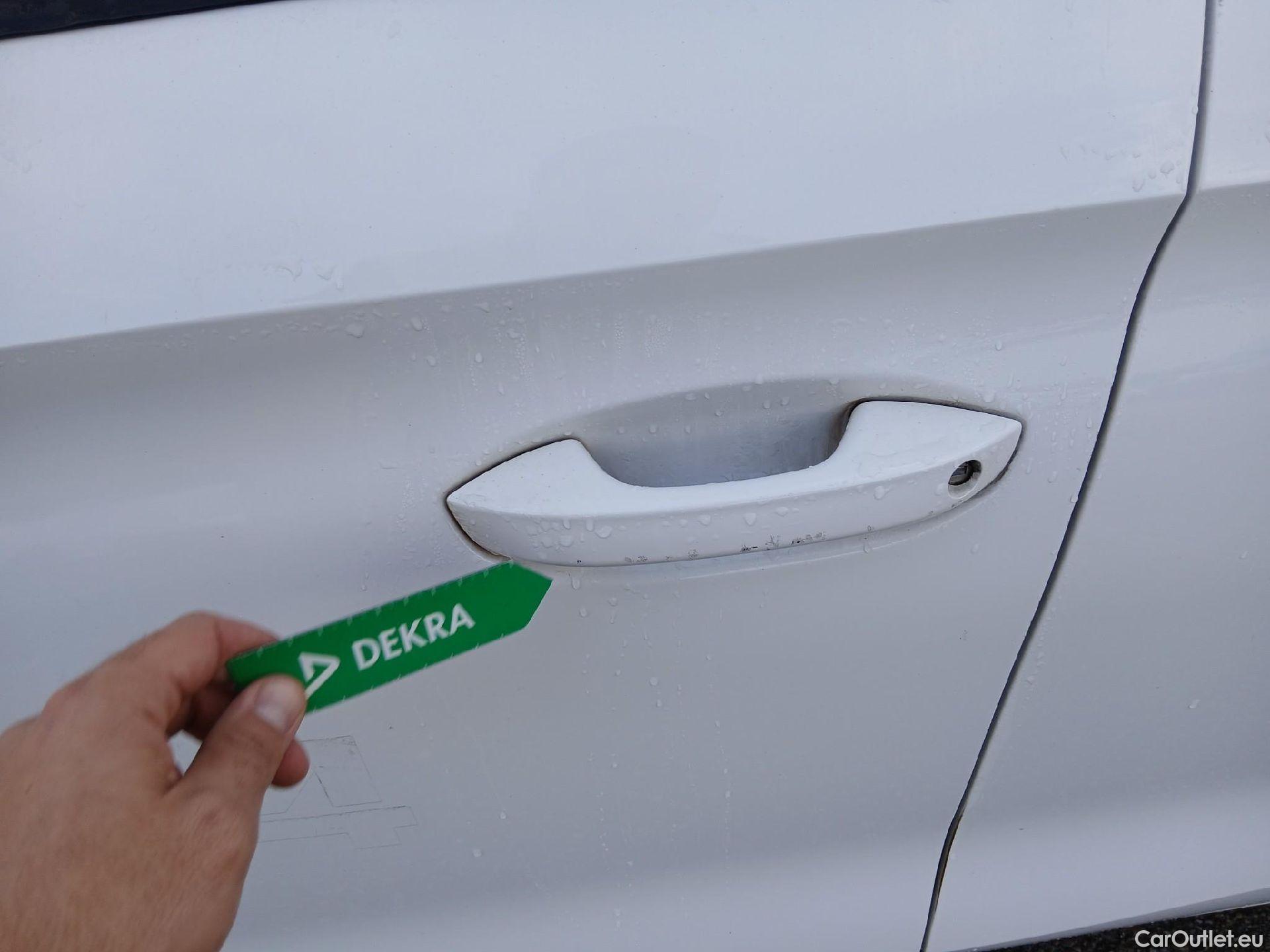  Land Rover  Discovery SEAT Nuevo León / 2020 / 5P / berlina con portón 2.0 TDI 85kW (115CV) STYLE GONavi (AC) #14