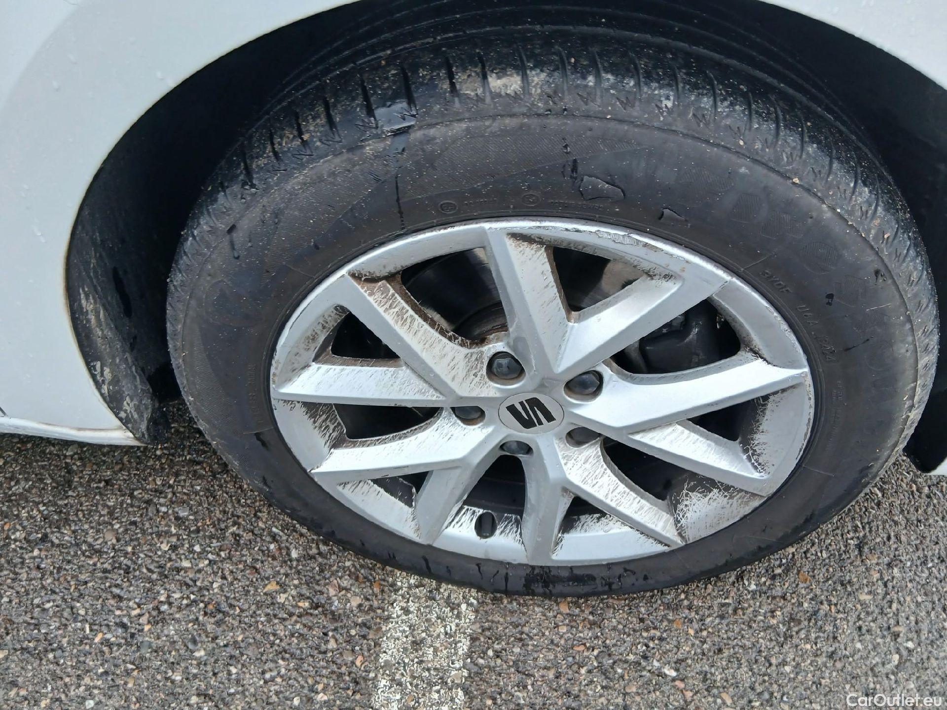  Land Rover  Discovery SEAT Nuevo León / 2020 / 5P / berlina con portón 2.0 TDI 85kW (115CV) STYLE GONavi (AC) #23