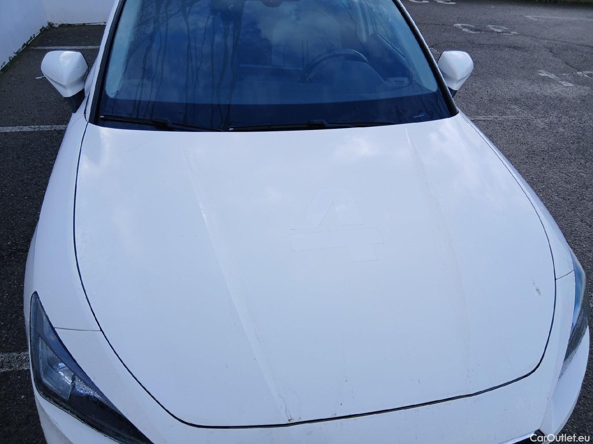  Land Rover  Discovery SEAT Nuevo León / 2020 / 5P / berlina con portón 2.0 TDI 85kW (115CV) STYLE GONavi (AC) #2