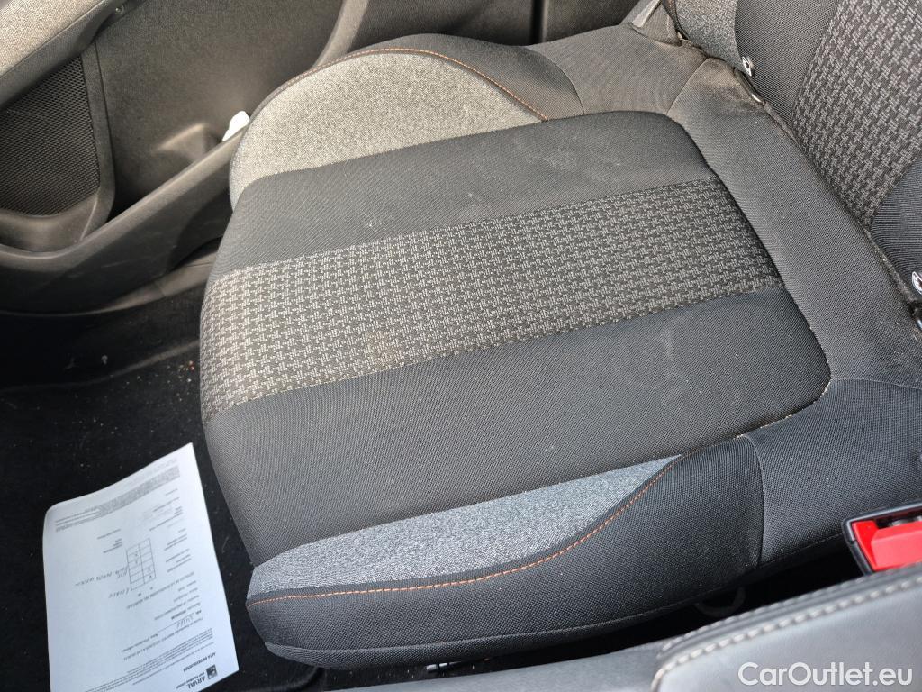  Peugeot  3008  Active Pack 1.5 HDi 130CV MT6 E6d #2