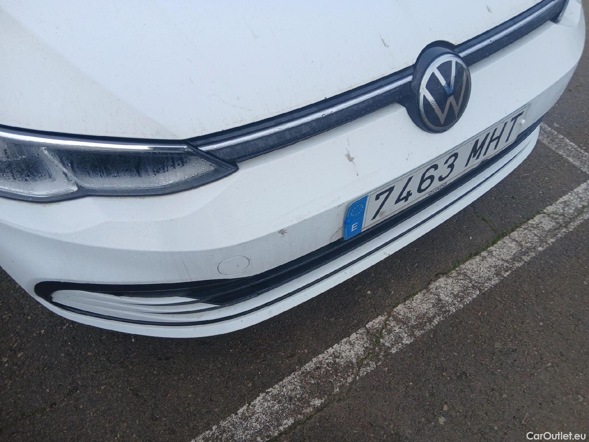  Volkswagen  Golf  VOLKSWAGEN / 2020 / 5P / berlina con portón Life 1.0 eTSI 81kW (110CV) DSG #2