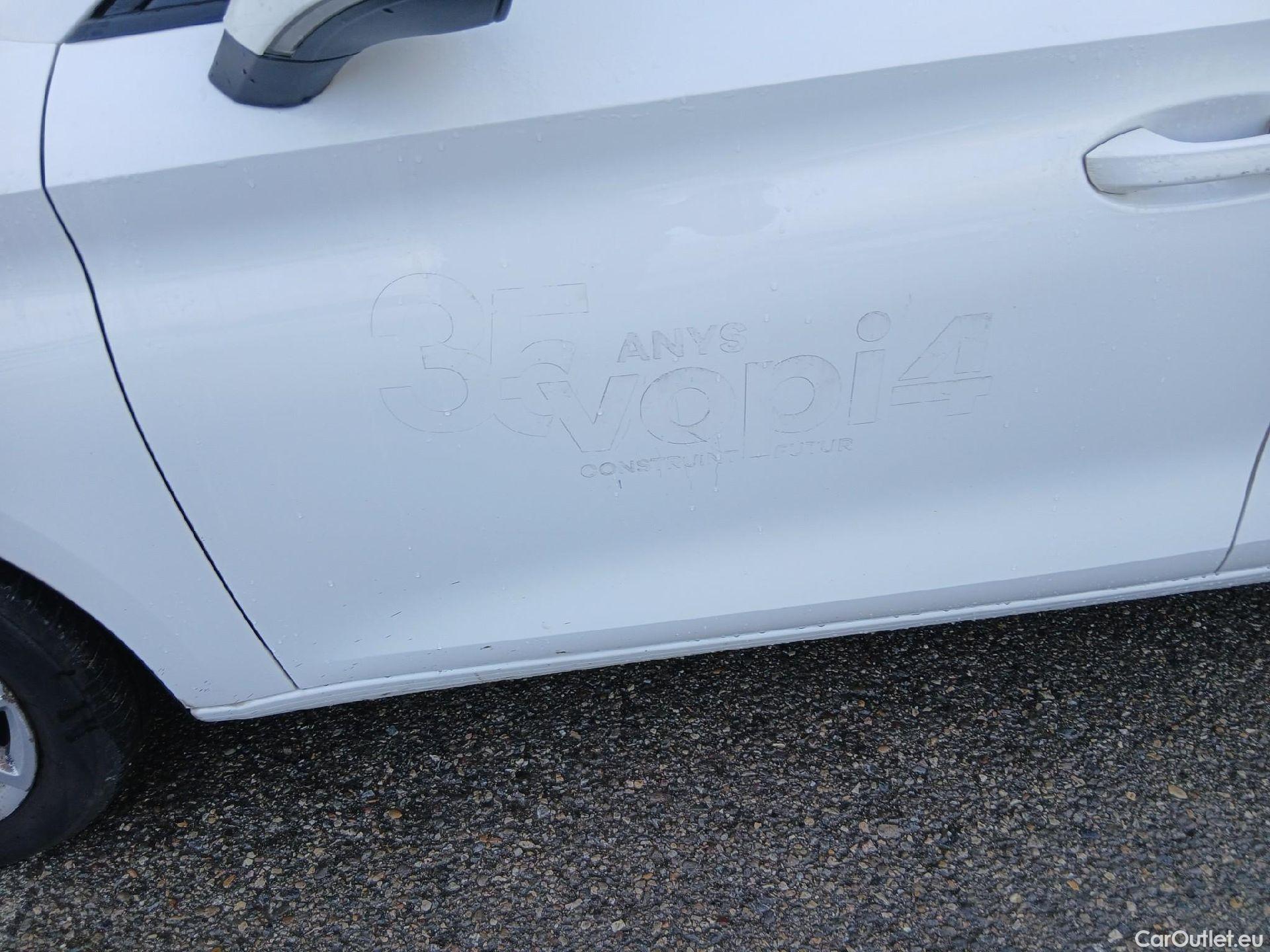  Land Rover  Discovery SEAT Nuevo León / 2020 / 5P / berlina con portón 2.0 TDI 85kW (115CV) STYLE GONavi (AC) #12